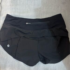 lululemon speed up short - low rise - 2.5” - black - size 2 (tag not attached)